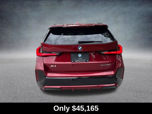 Used 2026 BMW X1 xDrive28i w/ M Sport Package AWD/4WD image 4