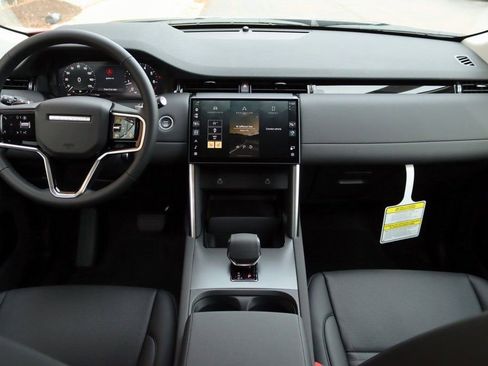 Certified 2025 Land Rover Discovery Sport S image 10