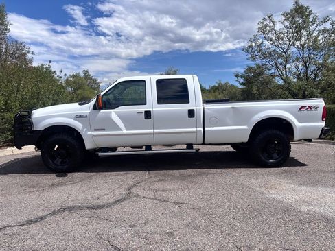 Used 2005 Ford F350 Lariat AWD/4WD image 8
