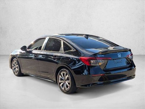 Used 2023 Honda Civic LX image 8
