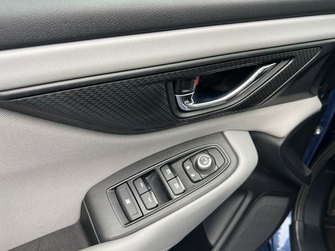 Used 2022 Subaru Legacy Premium image 24