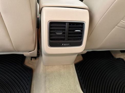 Used 2014 Volkswagen Passat 1.8T SE image 21