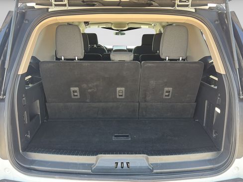 Used 2023 Ford Expedition XLT AWD/4WD image 13