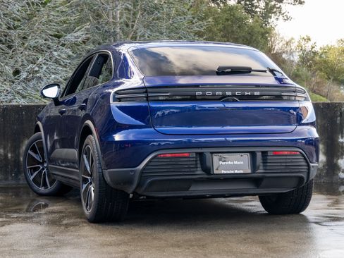 Certified 2024 Porsche Macan 4 Electric image 3