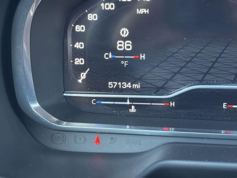 Used 2023 GMC Yukon SLT w/ Max Trailering Package image 20