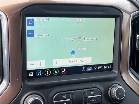 Used 2020 Chevrolet Silverado 1500 High Country w/ Technology Package image 12