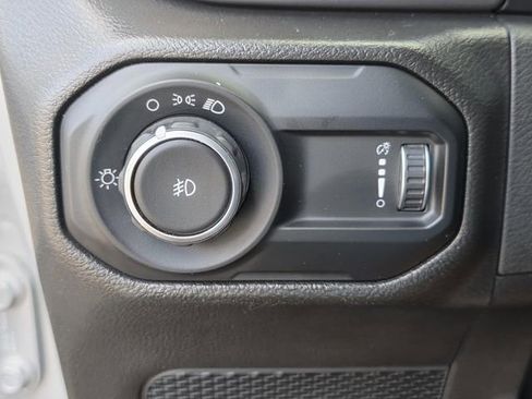 Used 2023 Jeep Wrangler Willys image 21