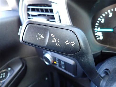 Used 2021 Ford Escape SE image 18