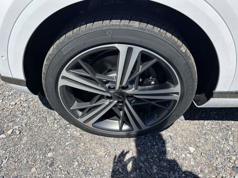 New 2026 Genesis GV80 3.5T e-SC AWD/4WD image 6