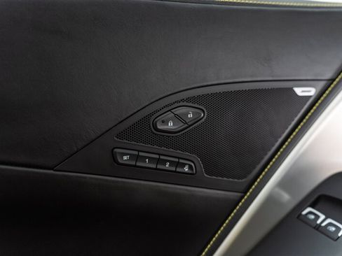 Used 2018 Chevrolet Corvette Z06 RWD image 83