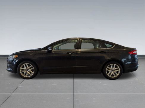 Used 2014 Ford Fusion SE image 3