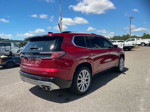 Used 2024 GMC Acadia Denali w/ Super Cruise Package FWD image 5
