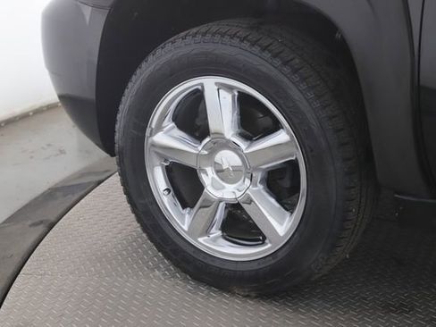 Used 2012 Chevrolet Avalanche LTZ AWD/4WD image 13