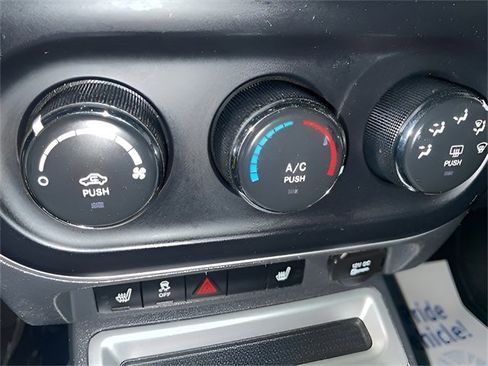 Used 2017 Jeep Compass High Altitude image 31