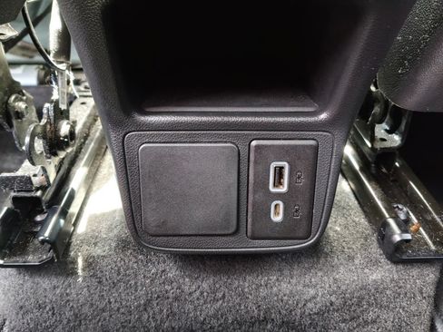 Used 2023 Buick Encore GX Preferred w/ Cold Weather Comfort Package FWD image 13
