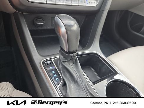 Used 2018 Hyundai Sonata Limited FWD image 17