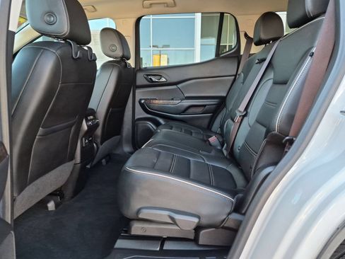 Used 2021 GMC Acadia Denali w/ Denali Ultimate Package AWD/4WD image 24