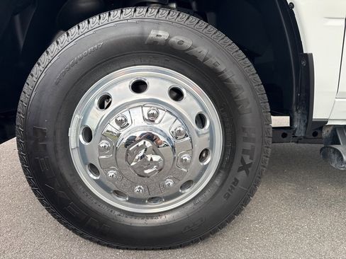New 2026 RAM 3500 Tradesman w/ Chrome Appearance Group image 13