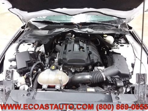 Used 2017 Ford Mustang Premium image 9