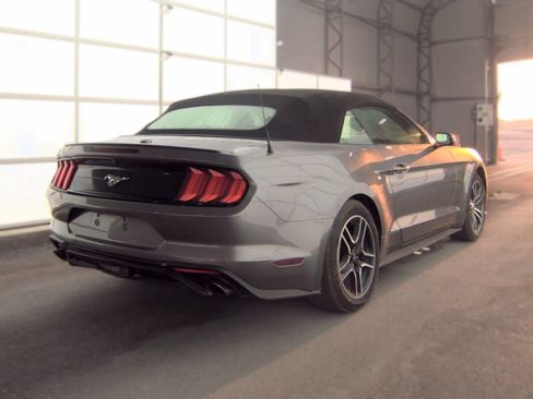 Used 2022 Ford Mustang Premium RWD image 4