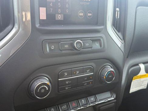 Used 2022 Chevrolet Silverado 1500 Custom w/ Safety Confidence Package image 24