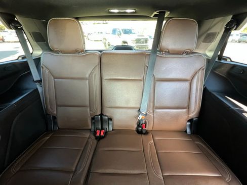 Used 2023 Chevrolet Tahoe High Country image 22