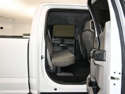 Used 2019 Ford F250 XLT AWD/4WD image 24