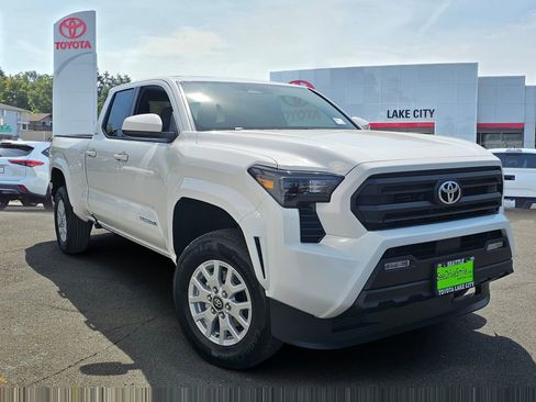 New 2026 Toyota Tacoma SR5 AWD/4WD image 1