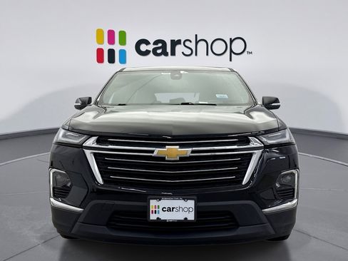 Used 2023 Chevrolet Traverse LT image 8