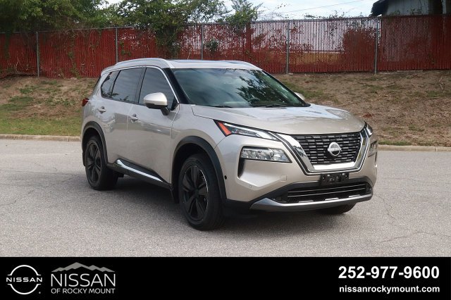 Used 2023 Nissan Rogue SL w/ SL Premium Package AWD/4WD image 1