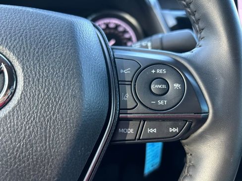 Used 2024 Toyota Camry SE image 18