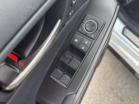 Used 2024 Lexus IS 350 F Sport image 12