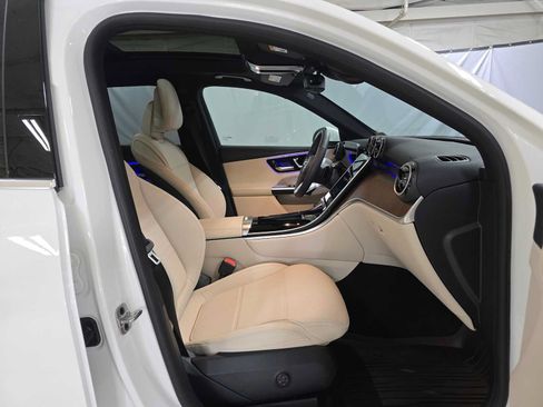 Certified 2026 Mercedes-Benz GLC 300 4MATIC image 11