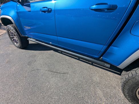 Used 2020 Chevrolet Colorado ZR2 image 29