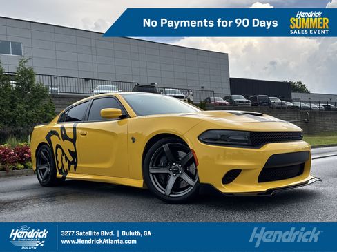Used 2018 Dodge Charger SRT Hellcat RWD image 1