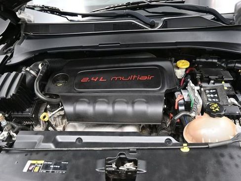 Used 2018 Jeep Compass Latitude w/ Popular Equipment Group AWD/4WD image 32