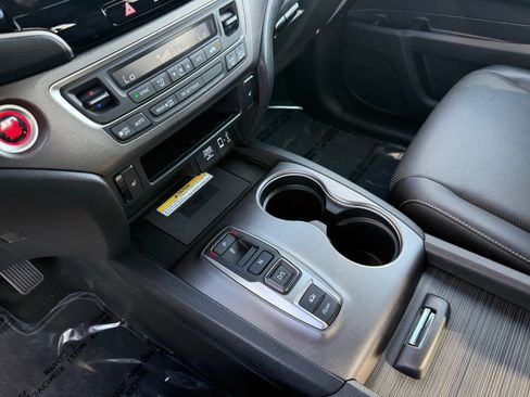 Used 2022 Honda Ridgeline RTL-E image 23