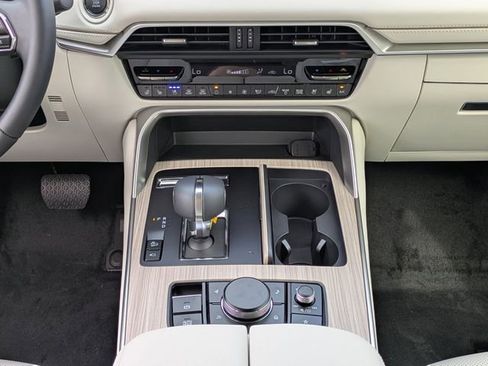 New 2026 MAZDA CX-90 Plug-In Hybrid w/ Premium Plus AWD/4WD image 19