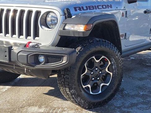 Used 2023 Jeep Wrangler Rubicon image 3