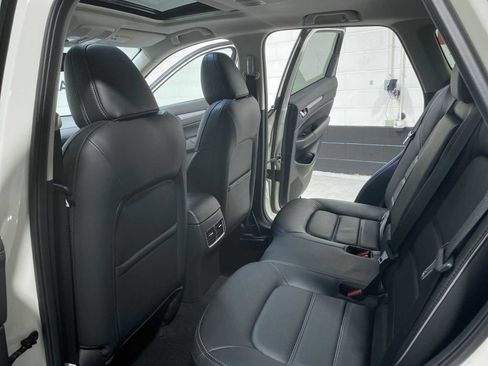 Used 2025 MAZDA CX-5 AWD 2.5 S w/ Preferred Package image 12