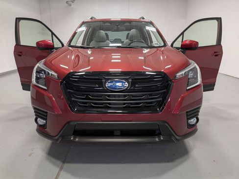 Used 2023 Subaru Forester Premium image 16