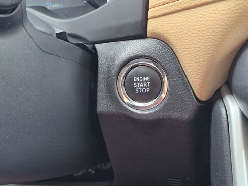 Certified 2025 Toyota RAV4 XLE Premium image 29