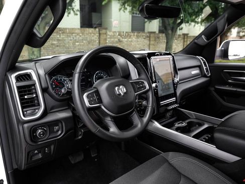 Used 2023 RAM 1500 Big Horn AWD/4WD image 25