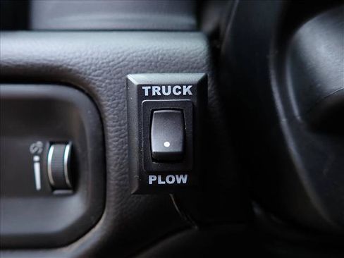 Used 2022 RAM 2500 Big Horn w/ Level A Equipment Group AWD/4WD image 13