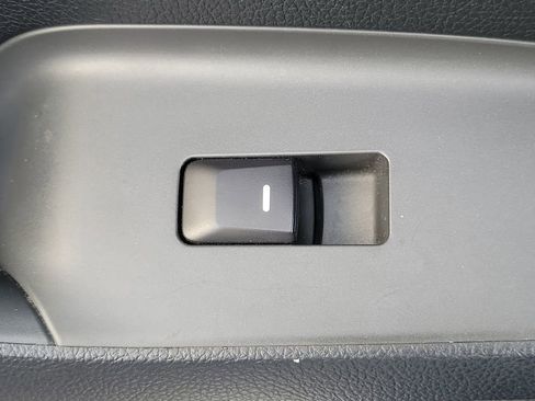 Used 2018 Kia Forte LX w/ LX Rear Camera Package image 14