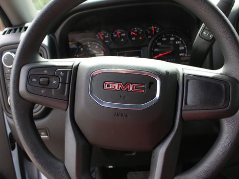 New 2026 GMC Sierra 3500 Pro w/ Convenience Package image 18