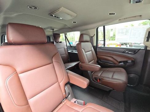 Used 2017 Chevrolet Suburban Premier image 16