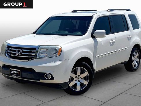 Used 2014 Honda Pilot Touring image 1