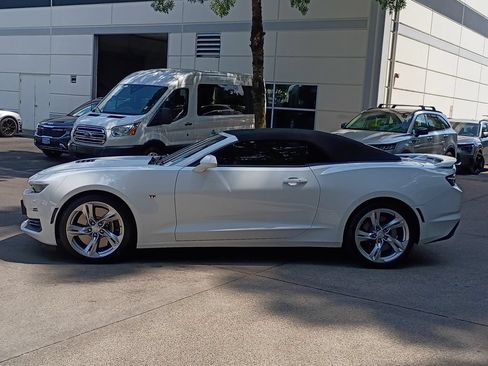 Used 2023 Chevrolet Camaro SS RWD image 8