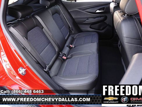 New 2026 Buick Envista Preferred image 16